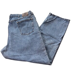 Wrangler Jeans Mens 44x30 Blue Authentic Relaxed Straight Leg 100Cotton 97601VR image 2