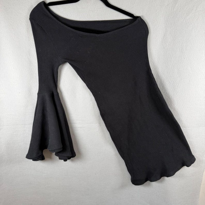 Free People FP Beach Top Womens M Black One Shoulder Bell Sleeve Ribbed Knit image 6