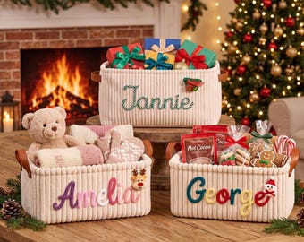 Cesta personalizada para Nochebuena, caja de regalo de pana con nombre personalizado, cesta navideña infantil, organizador de pijamas y libros de cuentos navideños.
