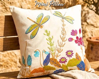 Funda de cojín bordada con libélulas: Cojín decorativo con diseño floral de flores silvestres, decoración floral de primavera para el hogar.