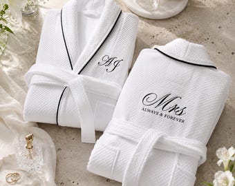Batas para parejas, batas de baño blancas acolchadas personalizadas para él y para ella con monograma, regalo personalizado para dos para aniversario, boda o luna de miel.