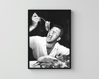 Lámina vintage de un restaurante italiano de espaguetis / Hombre comiendo espaguetis / Blanco y negro / Arte para la cocina / Descarga digital