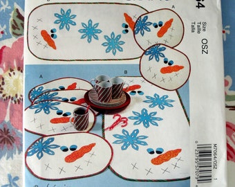 M7064 Snowman Sewing Pattern Christmas Table Ware Runner Centerpiece