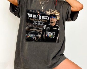 Kyle Busch Forever Rowdy Vintage comfort kleuren shirt, 18 Racing Rowdy Busch grafisch T-shirt, voorraad auto fan cadeau, eerbetoon Kyle Racing fan T-shirt