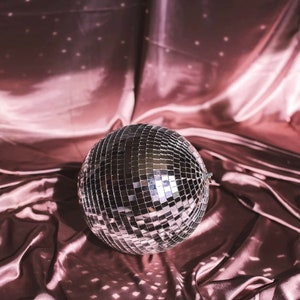 10&quot; Hanging Disco Mirror Ball Wedding Prop Melting Disco