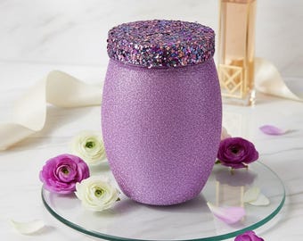 Cute homemade candles that smell amazing