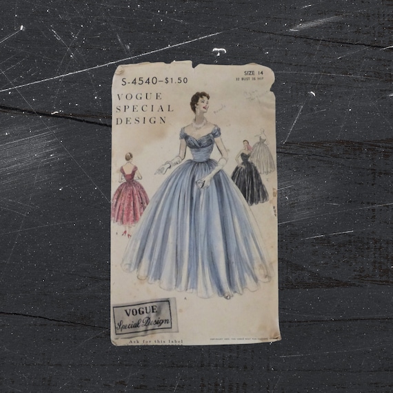 UNCUT 1950s Vogue Special Design Pattern S-4416 GLAMOROUS Strapless Fitted Bodice Evening Ball Gown or Wedding Dress Gown Size 12..bust 30