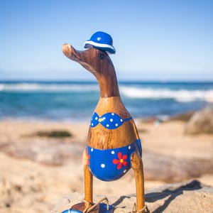 Bikini Wood Duck 25cm Decorative Statue in Teak Root Seaside Decor Original Home Decor