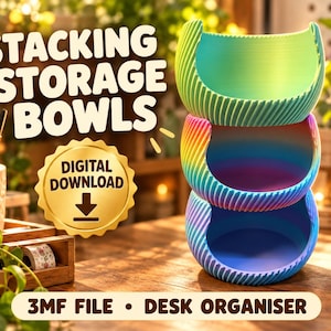 Puede incluir: Tres cuencos de almacenamiento apilados con un exterior acanalado de colores degradados que van del verde al azul y al morado. La imagen incluye el texto STACKING STORAGE BOWLS, DIGITAL DOWNLOAD y 3MF FILE • DESK ORGANISER.
