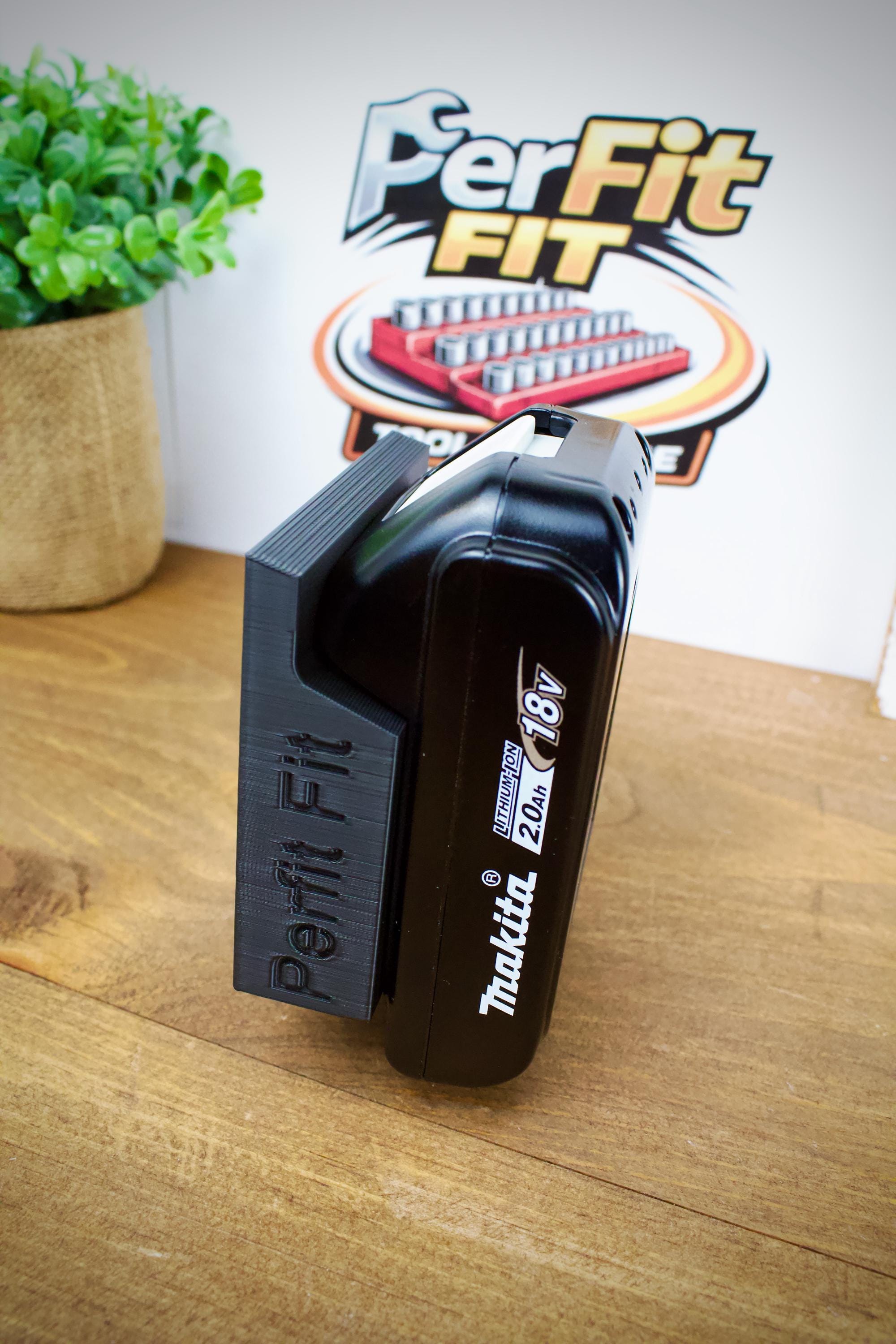 Support de batterie 18 V LXT Makita pour montage sur étagère | Organiseur de batterie Makita | Rangement des batteries dans l'armoire | Support mural