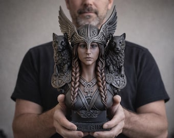 Freyja Bust STL File: Norse Goddess with Cats, 3D Printable Viking Decor (Digital Download)