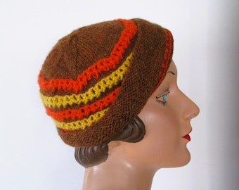 Hand Knit Women's Hat 1930s Cap Style Pure Wool