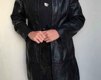 Women's Genuine Leather Coat – Vintage Black Trench Coat | Modern Slim Fit Leather Overcoat | Sheepskin Leather Coat Women