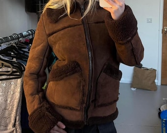 Jaqueta feminina vintage marrom de pele de carneiro | Jaqueta de couro camurça com forro de pele | Jaqueta de couro cropped | Jaqueta aviador aconchegante para o inverno