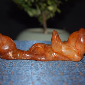 3.94"Chinese Antique jade handcrafted carving rare peach pen holder statue collectibles