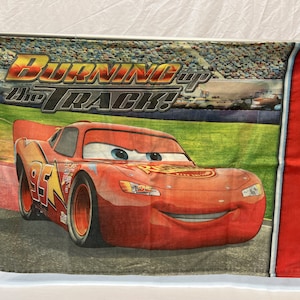 Vintage Disney Pixar Cars, pillowcase, cartoon, kids, bedding, Disney movie, lightning mcqueen, car toons, Tow Mater, King