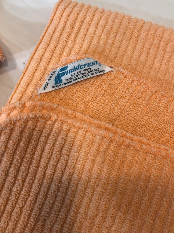 Vintage Fieldcrest peach or orange color washcloth, face towel, body towel,  vintage bathroom towel, face rag, wash rag, Fieldcrest