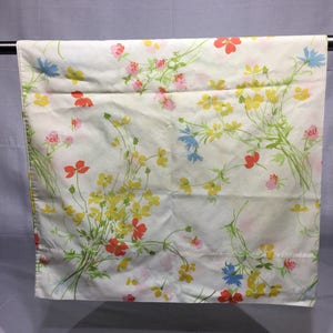Vintage, Floral, pillowcase with pink, blue, red, and yellow flowers, bedding, linens, pillowcase, flowers, floral, Fieldcrest,