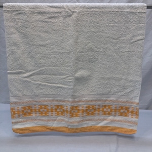 Vintage yellow and white bath towel vintage bathroom bath towel, small and light weight  towel