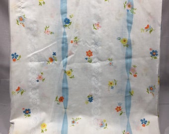 Morgan Jones Percale Double Full Fitted Sheet Daisies and Baby Blue Pastel Standard Fabric Material Crafts Sheet Good Elastic Heavenly Vinta