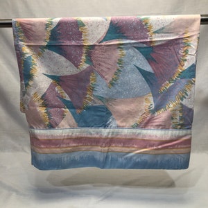 Vintage 80’s pillowcase with pinks, blues, and teals in a fan like pattern,  bedding, linens, pillowcase, flowers, floral pillowcase,