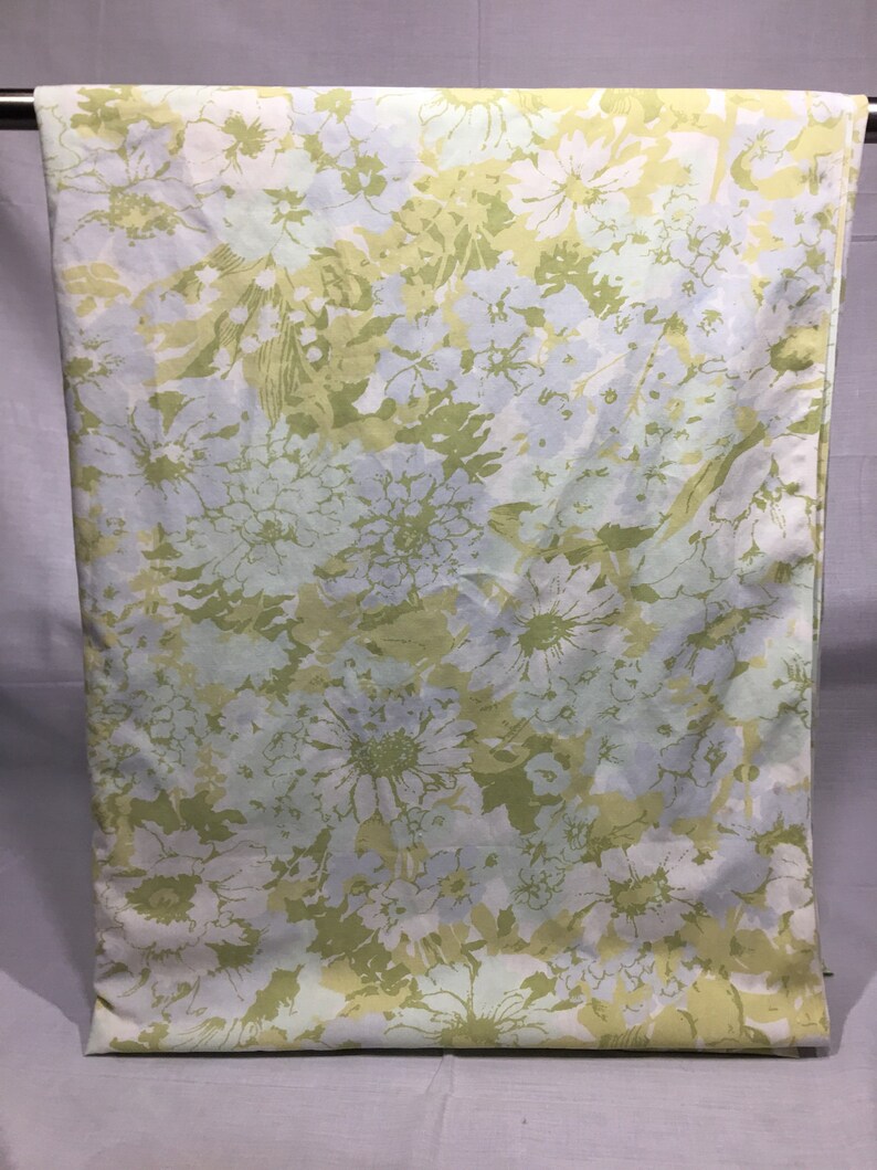 Vintage Fl Flower Power Twin Flat Sheet With Blue Green And White Flowers Bedding Linens Pepperell