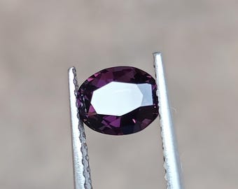パープルバイオレットスピネル 1.08カラット 天然オーバルカット ルースジェムストーン | リングペンダントジュエリー用認定バイオレットスピネル | セイロンジェムズ | スリランカジェムズ