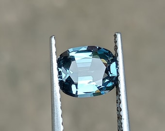 天然ブルースピネル宝石｜1.02カラット ミックスカット 長方形 クッションシェイプ ルース 認定スピネル ジュエリー用｜セイロンジェムズ｜スリランカ産 高級宝石