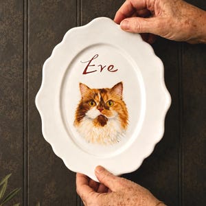 Custom Pet Plate, Personalized Pet Portrait, Dog Cat Ceramic Dish, Pet Memorial Gift, Hand Painted Keepsake, Pet Mom Gift, Pet Lover Gift