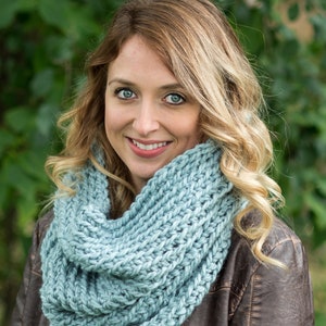 Crochet Pattern - Knit Look Crochet Cowl Pattern - Easy Crochet Pattern Cowl - Infinity Scarf - Cowl Scarf - Crochet Scarf Pattern - PDF 462