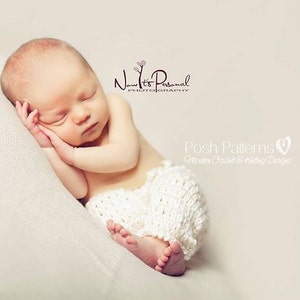 Crochet PATTERN - Baby Pants Crochet Pattern - Crochet Pattern Baby - Includes 4 Sizes Newborn to 12 Months - Photo Prop Pattern - PDF 303