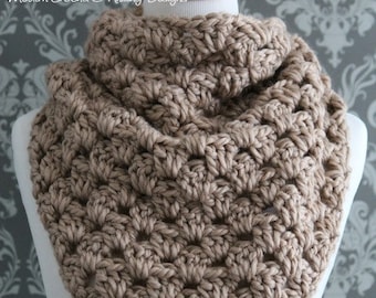Crochet PATTERN - Triangle Scarf Crochet Pattern - Crochet Cowl Pattern - Crochet Triangle Scarf Pattern - Shawl Crochet Pattern - PDF 426