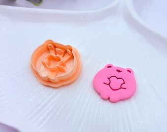 Kawaii Frog Holding Heart Polymer Clay Cutter – Valentine’s Day Earrings & Charms Tool
