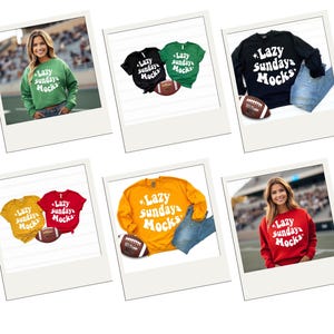 K&ouml;nnte beinhalten: Eine Auswahl an T-Shirts und Sweatshirts in verschiedenen Farben, darunter Gr&uuml;n, Schwarz, Rot, Gelb und Orange. Jedes Kleidungsst&uuml;ck tr&auml;gt den Text "Lazy Sundays Mocks" in einer verspielten Schriftart. Ein Football liegt neben einigen Shirts.