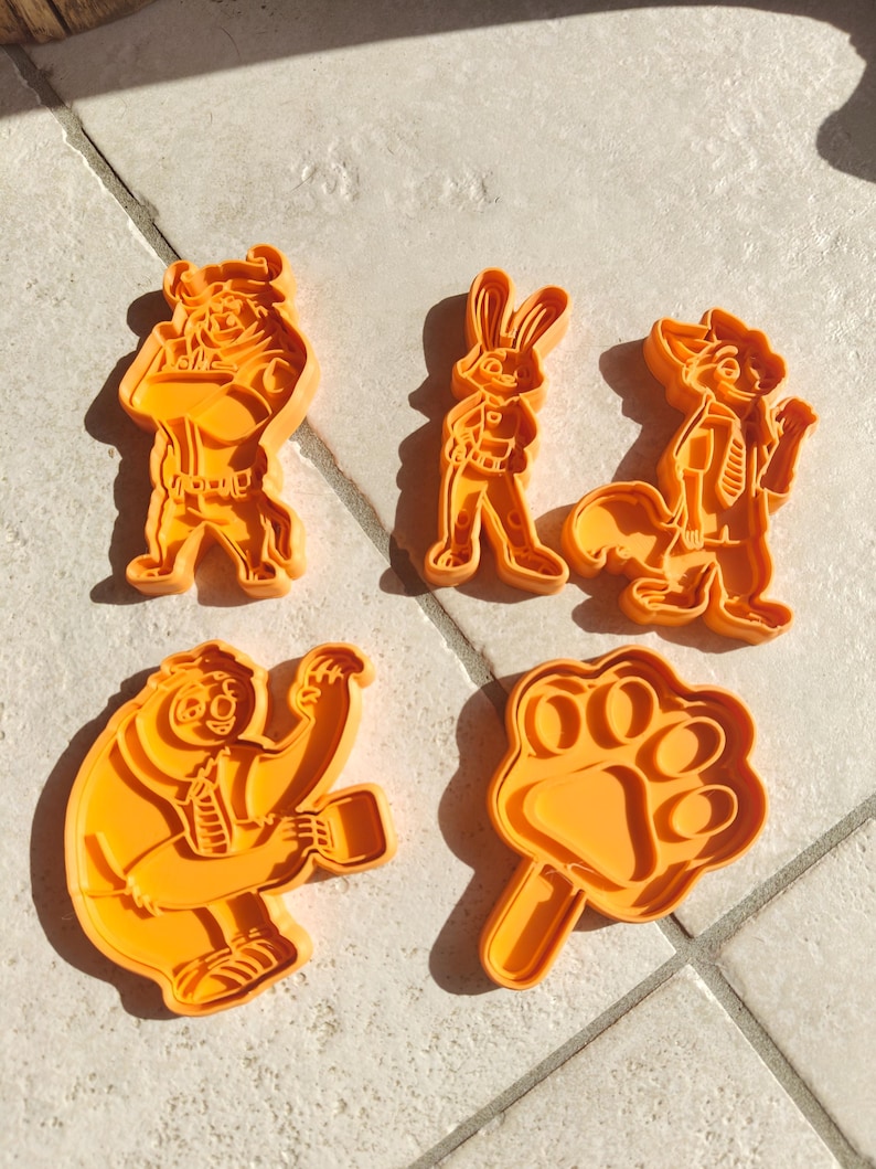 Zootopia Cookie Cutters Set of 2 (Set of 5) – Animal Cookie Cutters – Disney Baking – Children's Gift / Birthday image 1