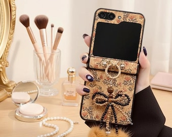 Funda para Samsung Z Flip con diseño retro coreano de flores y colgante de lazo de cuentas, funda protectora de lujo a prueba de golpes para Galaxy Z Flip 7 6 5 4 3 FE