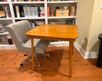 Classic Straight Edge Solid Wood Folding Card Table Cherry Frame Space Saving Gaming Table