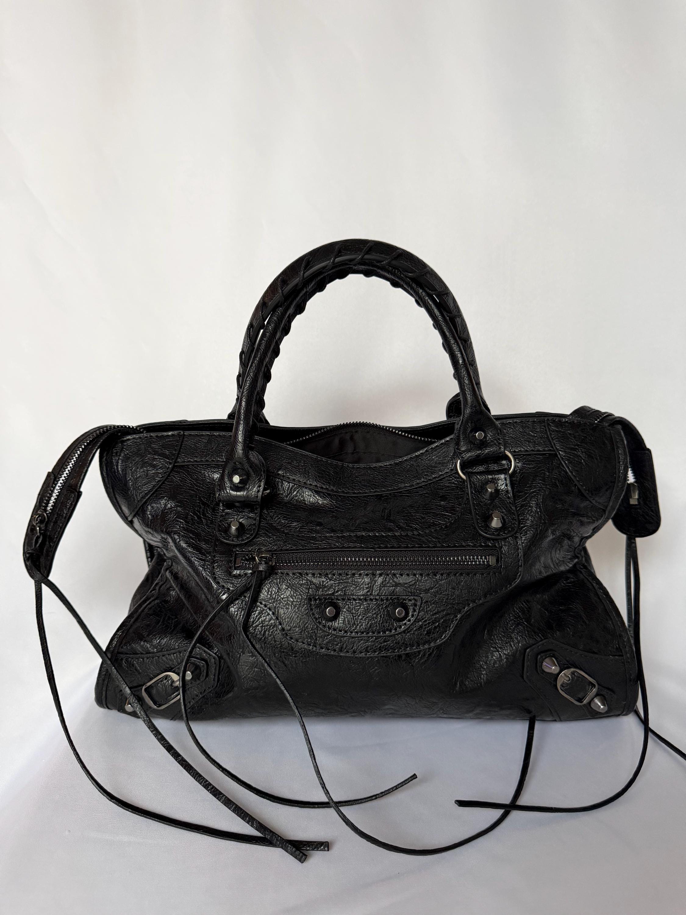 2000s Vintage Leather Bag - Etsy UK
