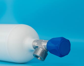 3D-printed oxygen cylinder replica 0.8 l – 1:1 scale For education and training · Emergency services · Rapid response teams · Youth organizations