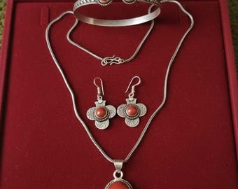 現在、この商品の在庫はありません - Etsy