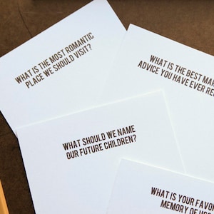 Réception de mariage à faire soi-même, questions conversationnelles, cartes de démarrage, livre d'or, jeu