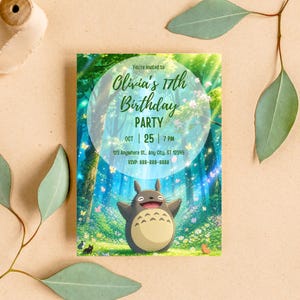 Może przedstawiać: Zaproszenie na przyjęcie urodzinowe z postacią z kresk&oacute;wki w leśnej scenerii. Zaproszenie brzmi "Olivia's 17th Birthday Party" z datą, godziną i informacjami RSVP. Tło to żywa ilustracja lasu.