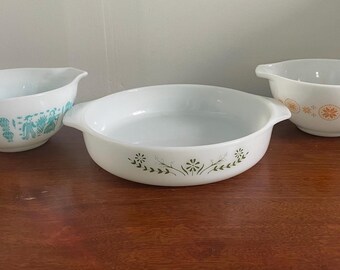 Vintage Pyrex Bakeware Casserole Dishes