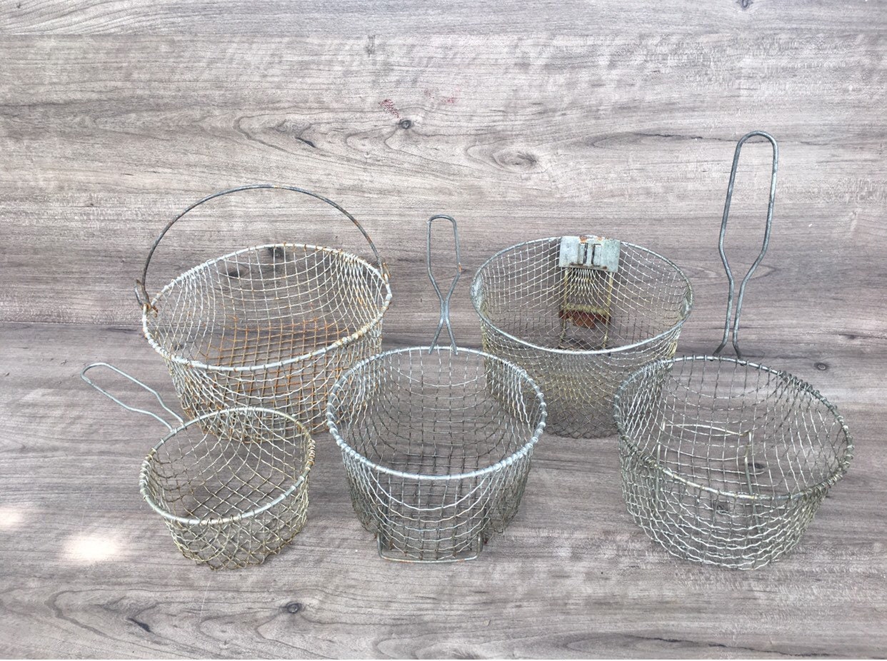 Vintage Wire Basket, Deep Fat Fryer Basket, Frying Basket, Kitchenalia,  Vintage Cooking Utensil, Plant Pot Holder, Fruit Basket, Egg Basket 