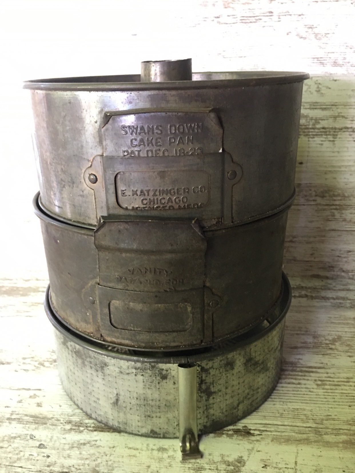 Trio of Vintage baking pans vintage farmhouse kitchen Etsy