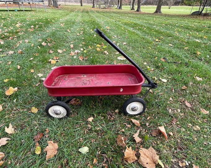 Vintage Radio Flyer Wagon - Etsy