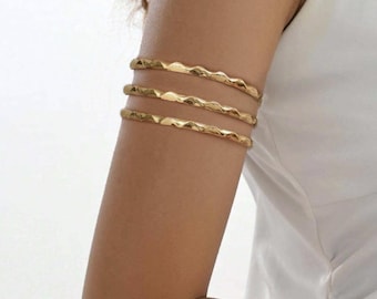 Gold/Silver Wavy Armlet, Three Layer Hammered Arm Cuff, Triple Band Upper Arm Bracelet, Textured Gold Armlet