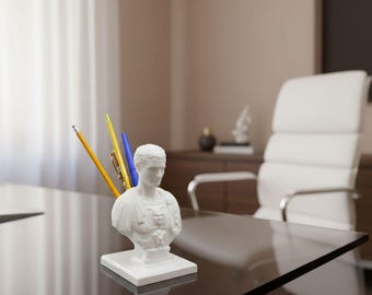 Funny Julius Caesar Inspired Pen Holder | Roman History Desk Decor | 3D Printed Office Organizer | Teacher Gift
