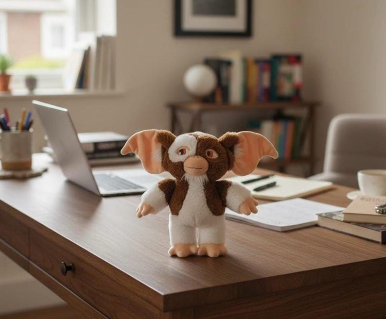 Gremlins Gizmo Plush Toy 26cm – Soft & Cute Movie Character Stuffed ...