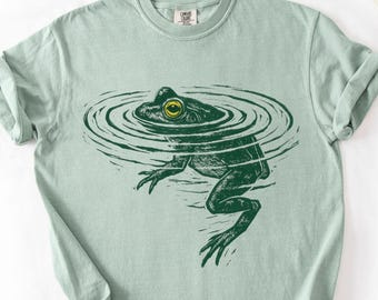 Camiseta Frog Swimming Comfort Colors - Camiseta divertida con estampado de animales - Regalo para amantes de las ranas - Camiseta para amantes de los animales